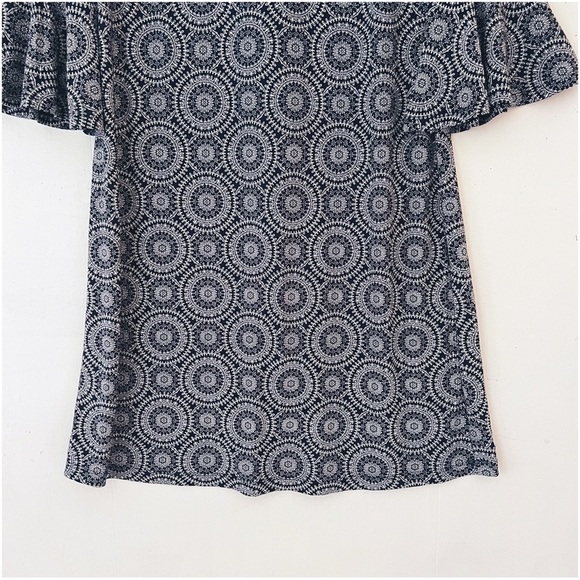 Tommy Hilfiger 3/4 Bell Sleeve Geometric Print Shift Dress Navy/Cream Size 6 - Picture 3 of 13